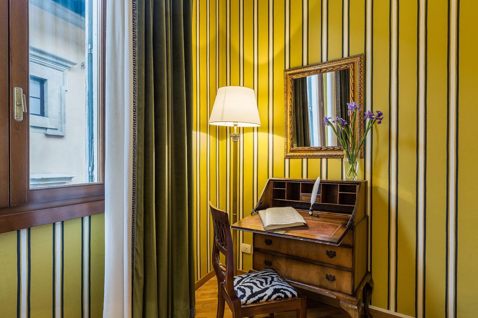 Room Mate Collection Isabella, Firenze Kültér fotó